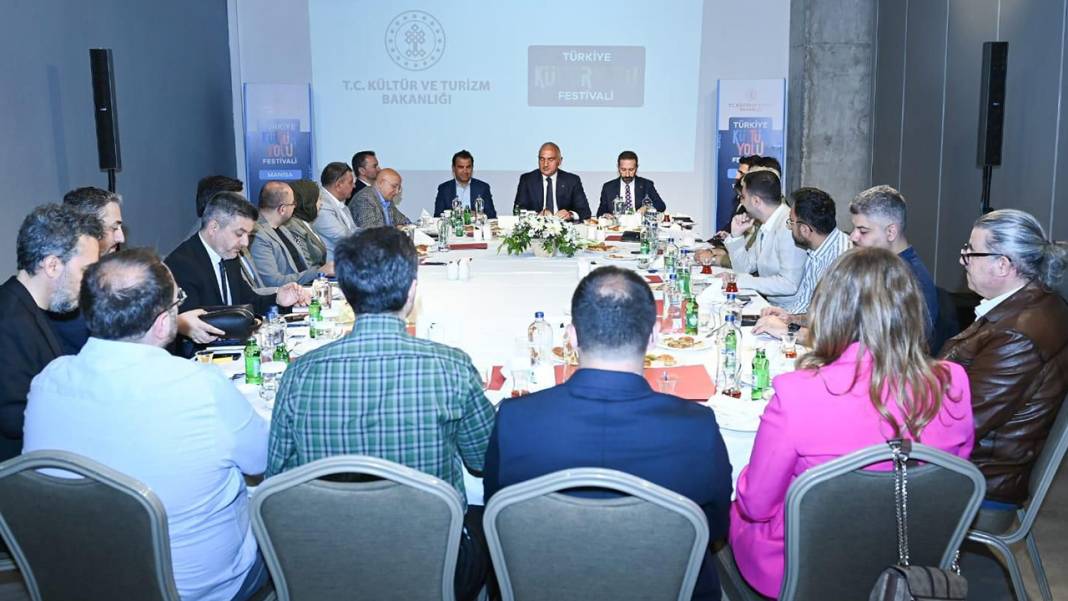 Bakan Ersoy 2025 yılı turizm vizyonunu açıkladı: Gece müzeciliği, kayak merkezi ve yeni ücretsiz halk plajları 2